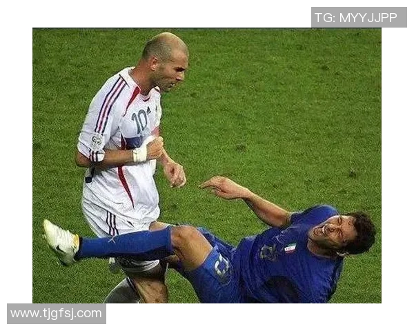 足球明星四人组合展现激情与荣耀的完美瞬间